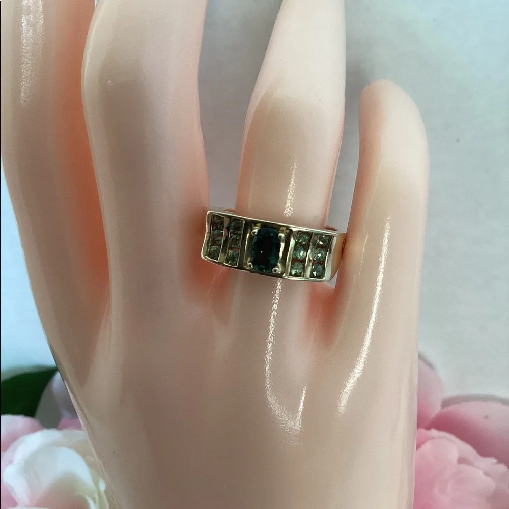 14k UNISEX SPINEL RING. - Picture 4 of 9